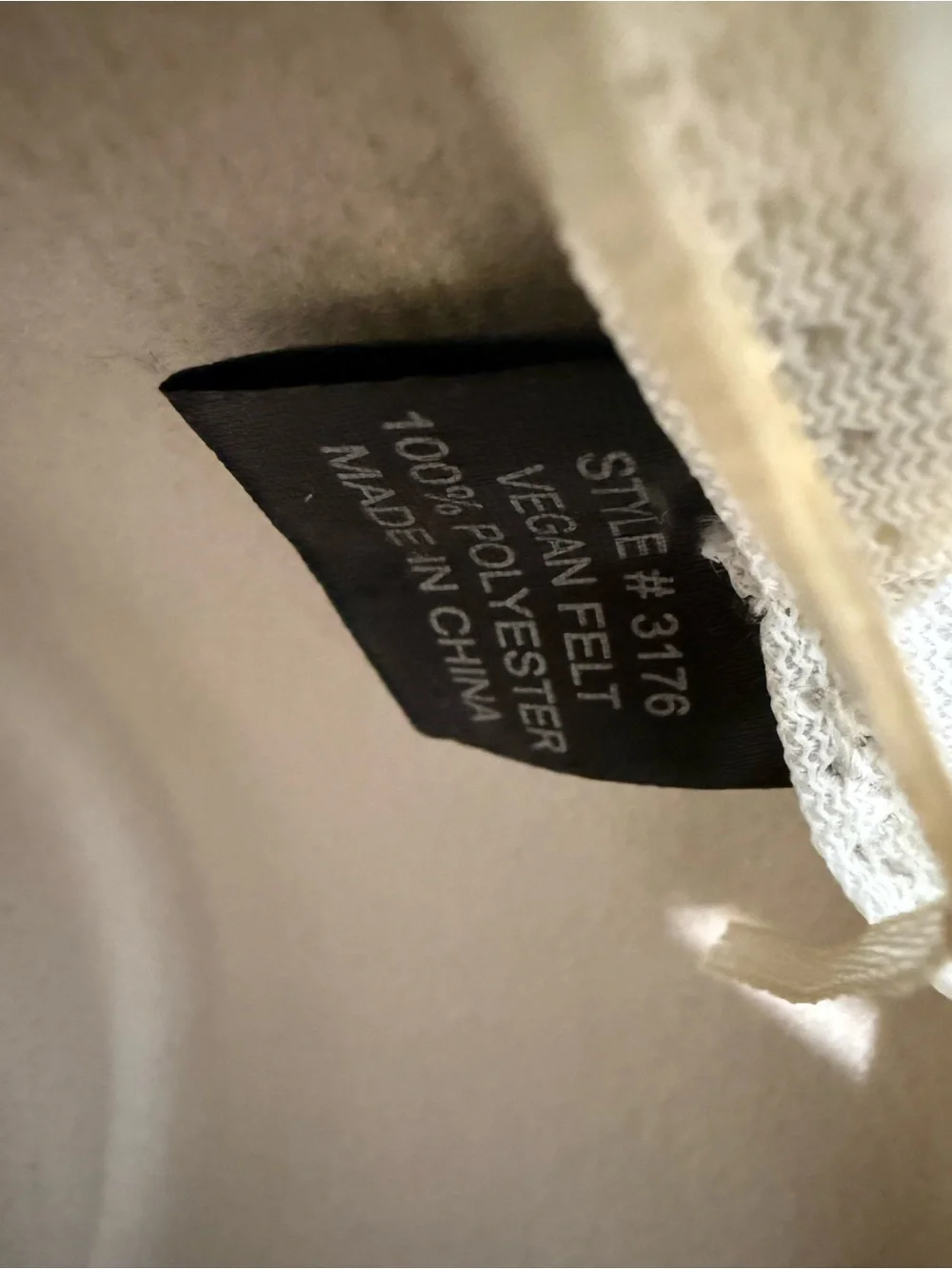 N/A stylish cream