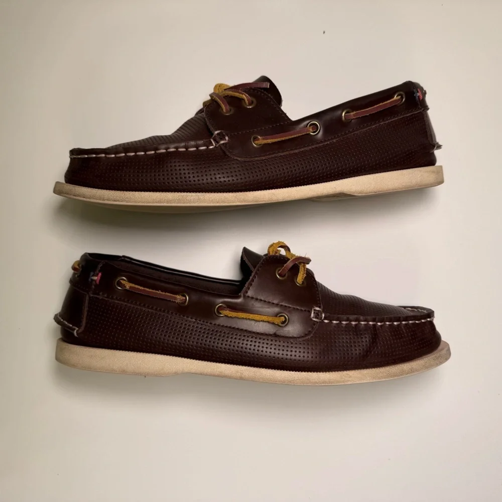 Tommy Hilfiger these classic