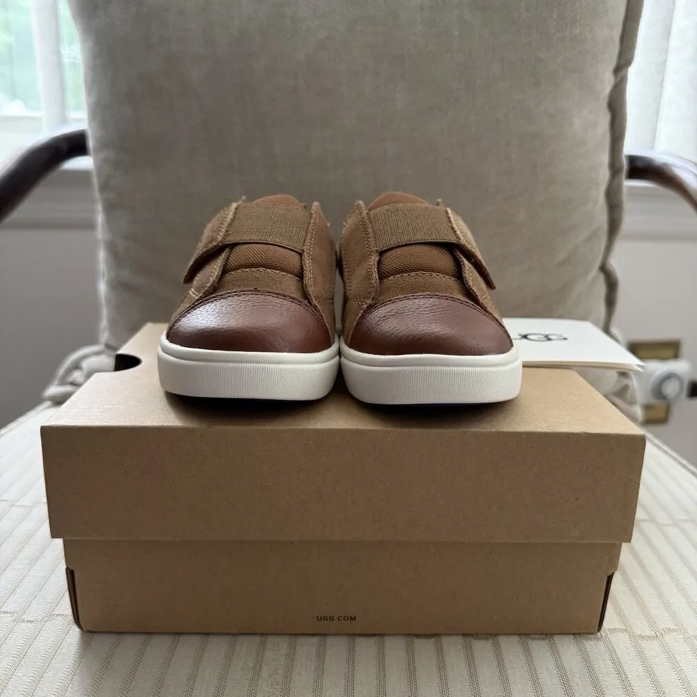 UGG toddlers rennon