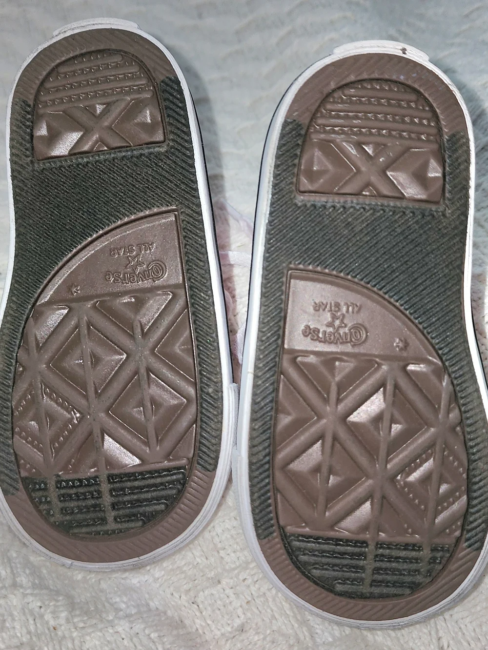 Converse authentic kids