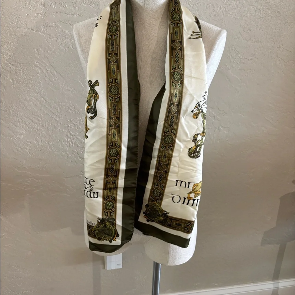 Vintage Irish Scarf with Green and Gold Design