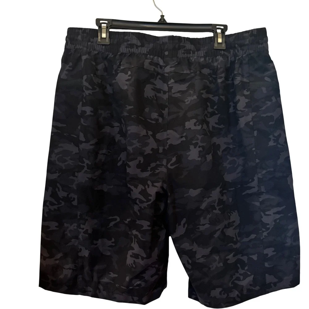 Gradual Men's‎ Hiking Shorts XXL NWT Black Camouflage Pattern Pockets
