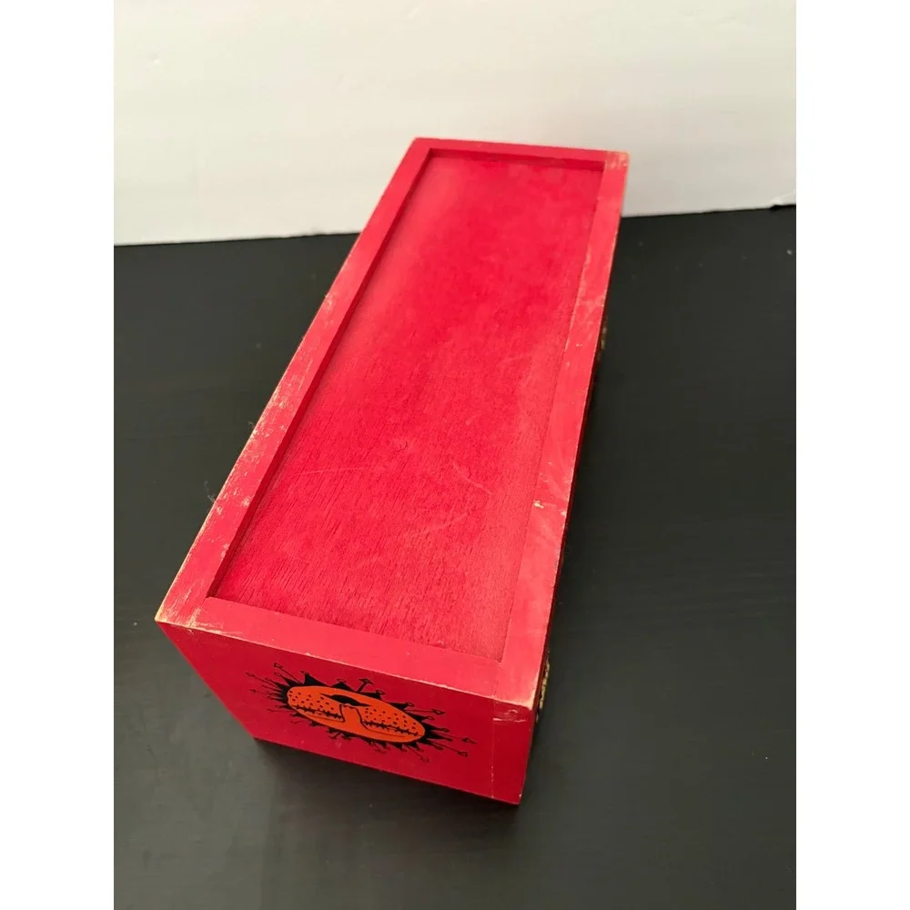 Jose Cuervo Reserva de la Familia 1996 Wood Box Manuel Velazquez Red Folk Art