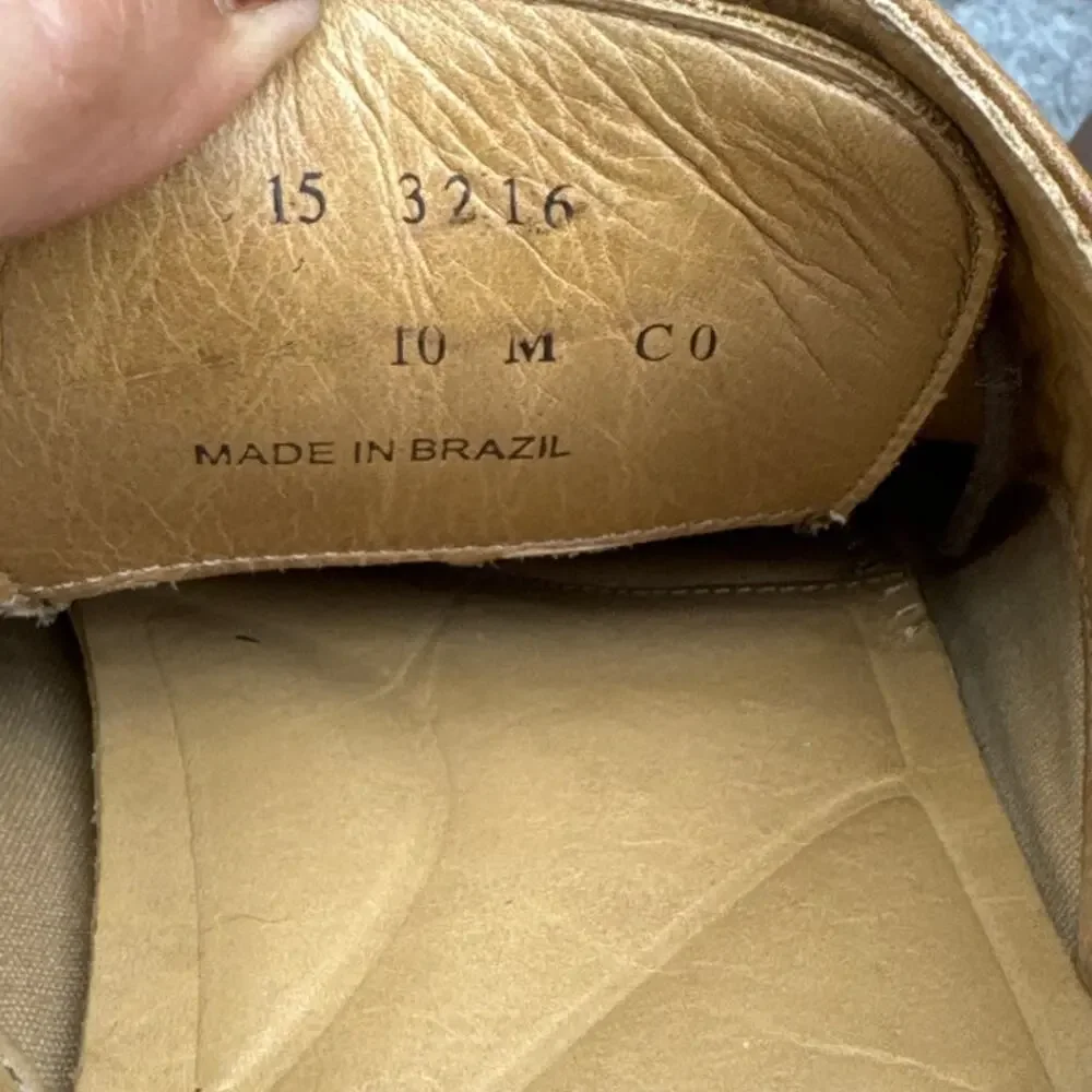 Johnston & Murphy item shoes page