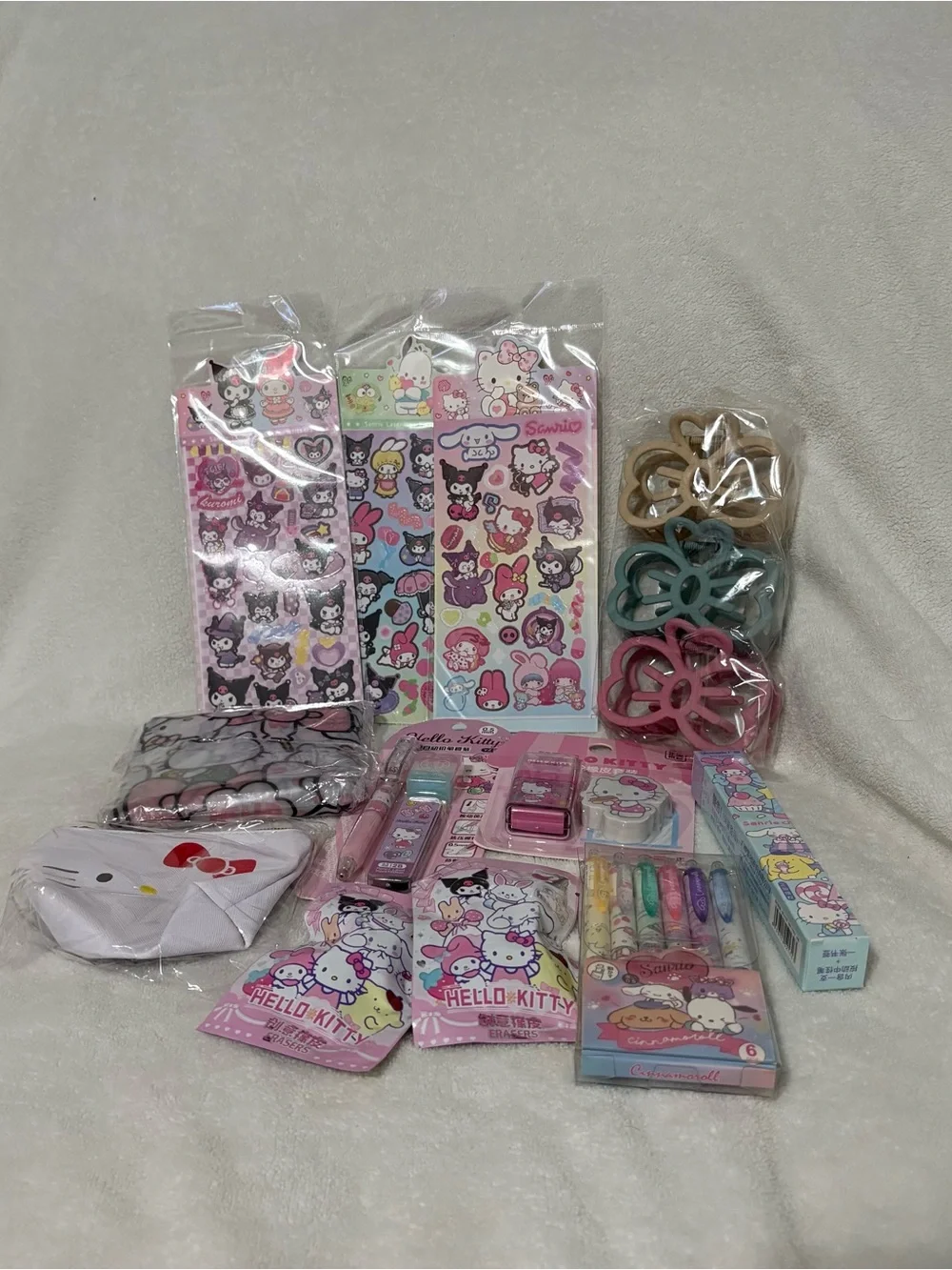Hello Kitty hello kitty