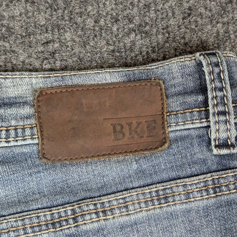 BKE feature medium embroidered