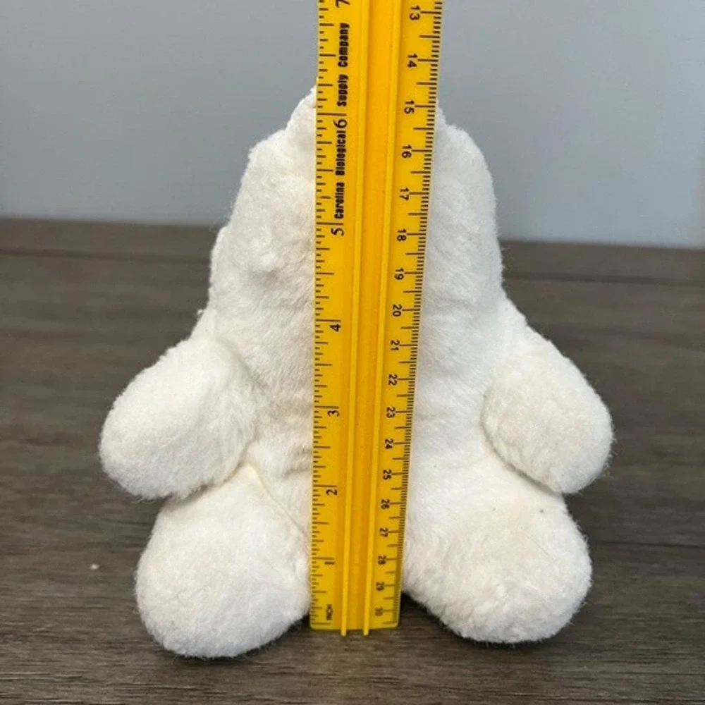 The Unbranded Brand gund vintage