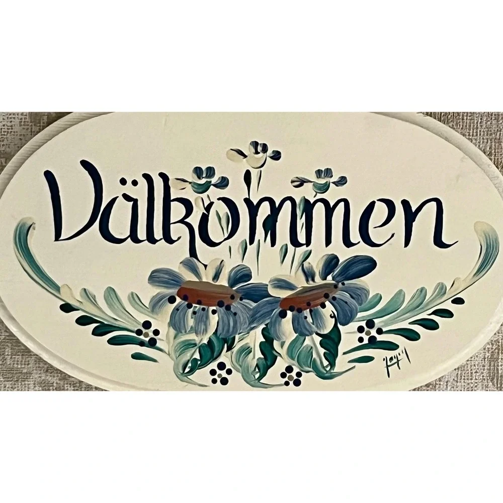 Vintage Hand‑Painted Swedish 