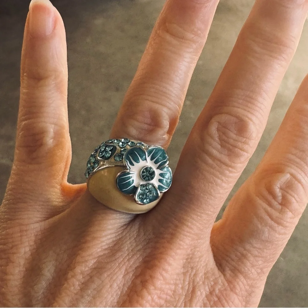 Floral Enamel Statement Ring in Cream and Teal Size 7