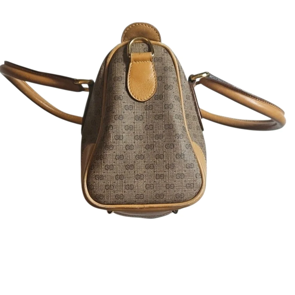 Gucci offering up