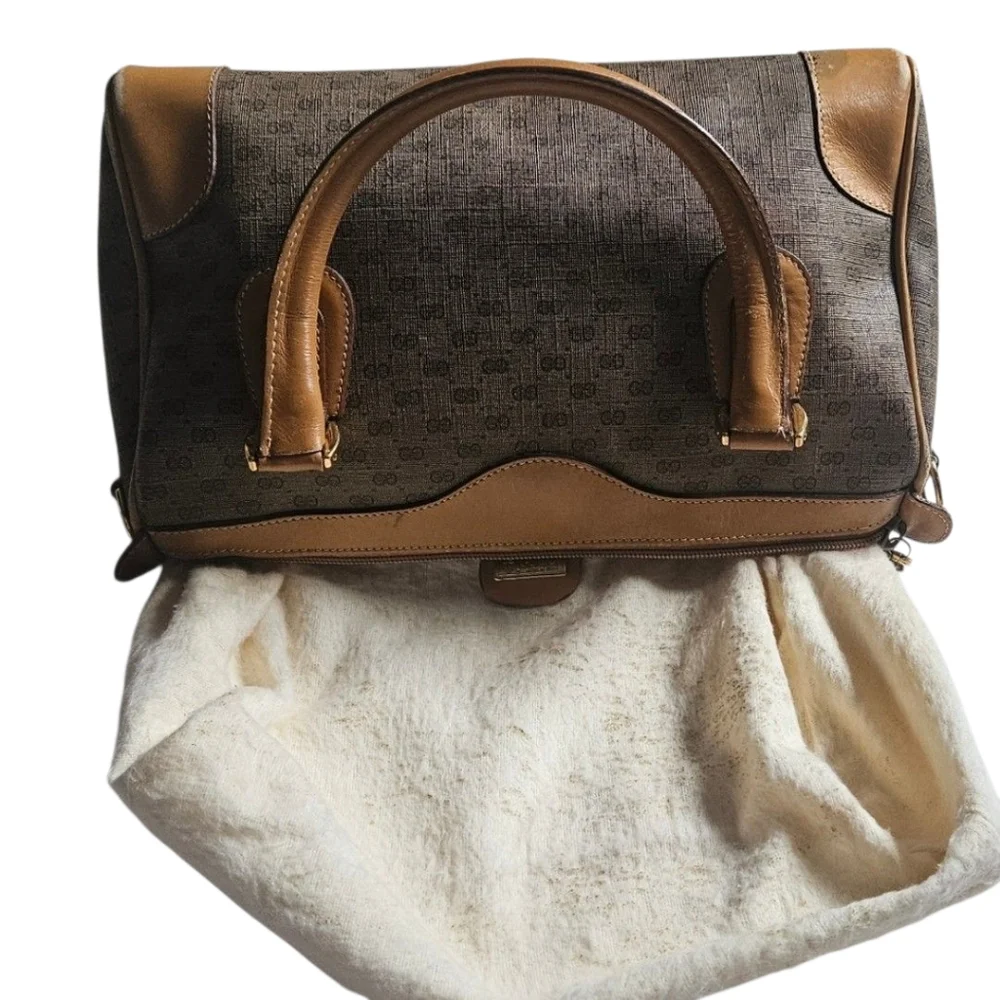 Gucci offering up