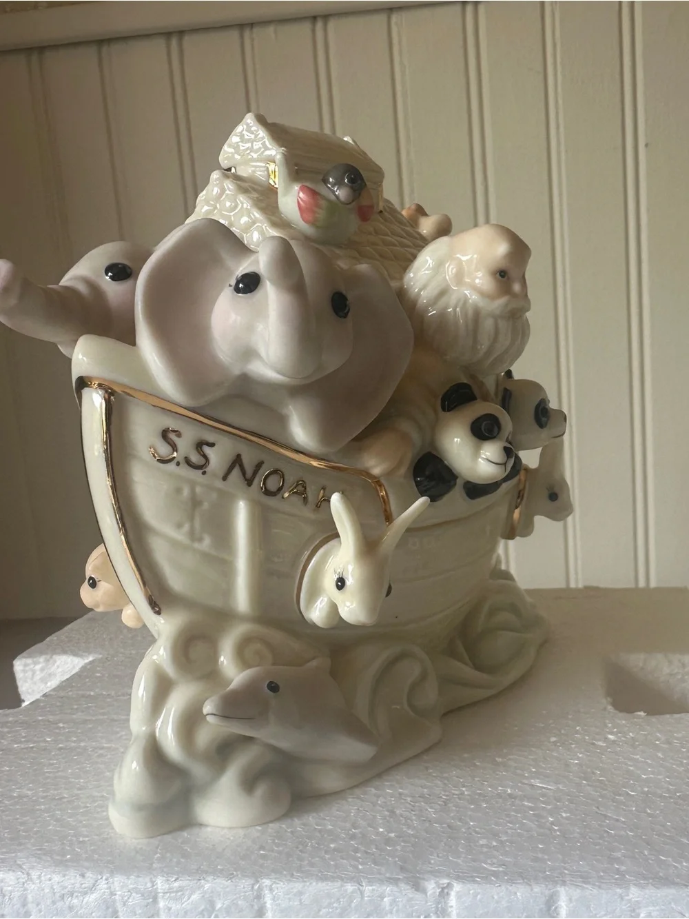 Lenox noah ark