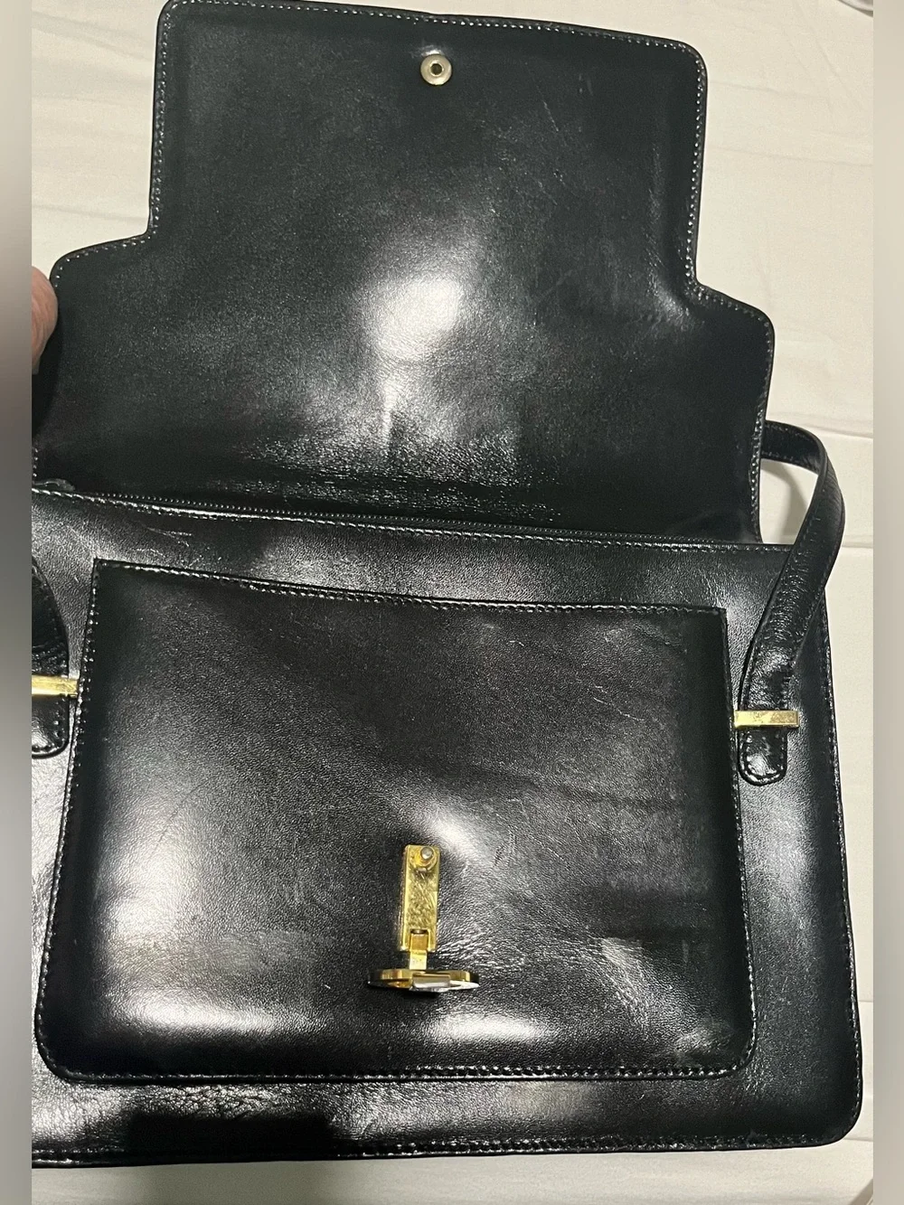 Bally classic black