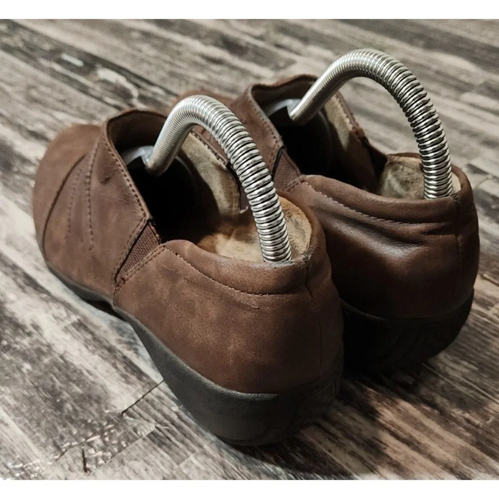 Naturalizer slip loafers