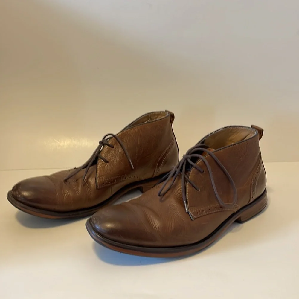 Dockers Men’s Brown Leather Chukka Boots (9.5)
