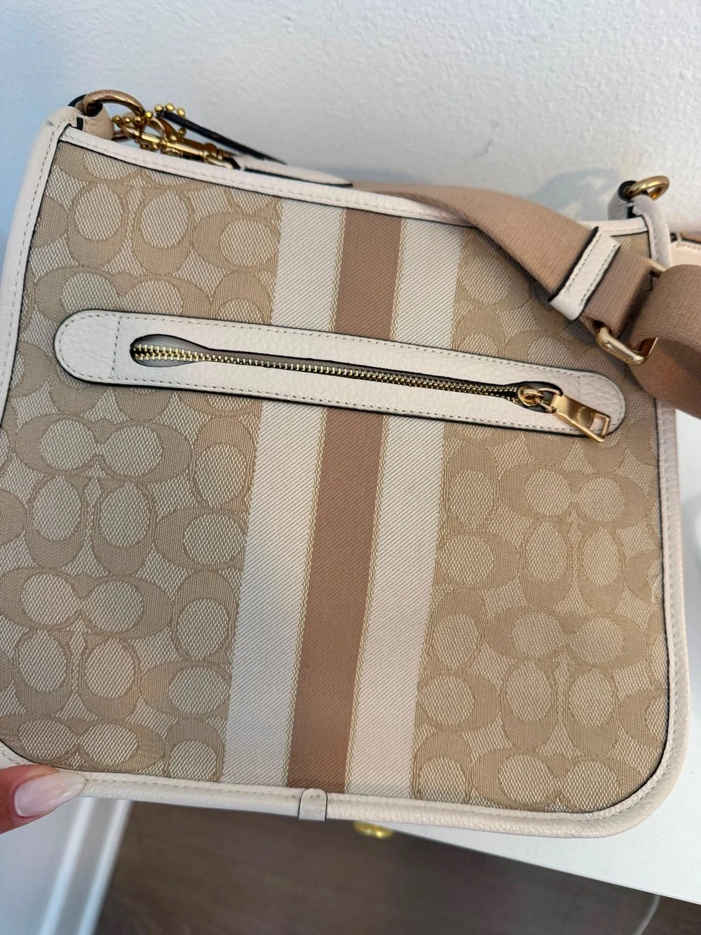 Coach authentic shoulder
