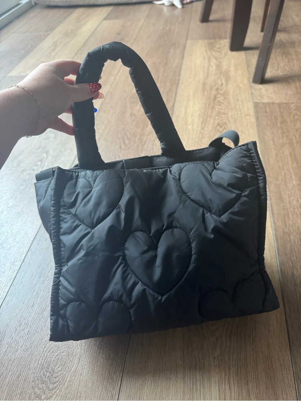 N/A stylish black