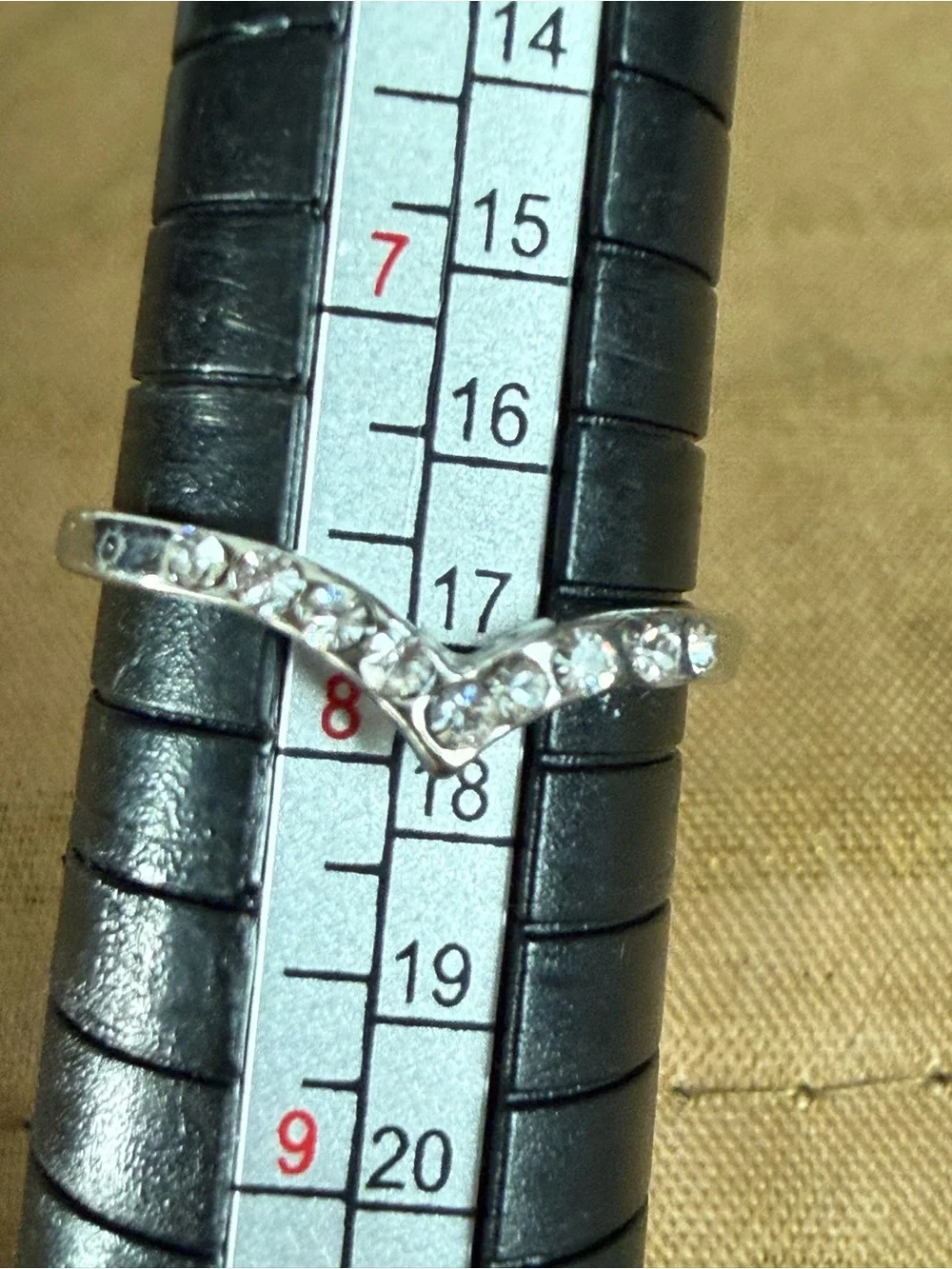 N/A shaped bright ring