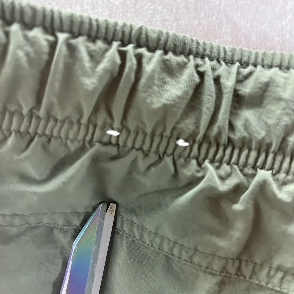Columbia belted hiking
