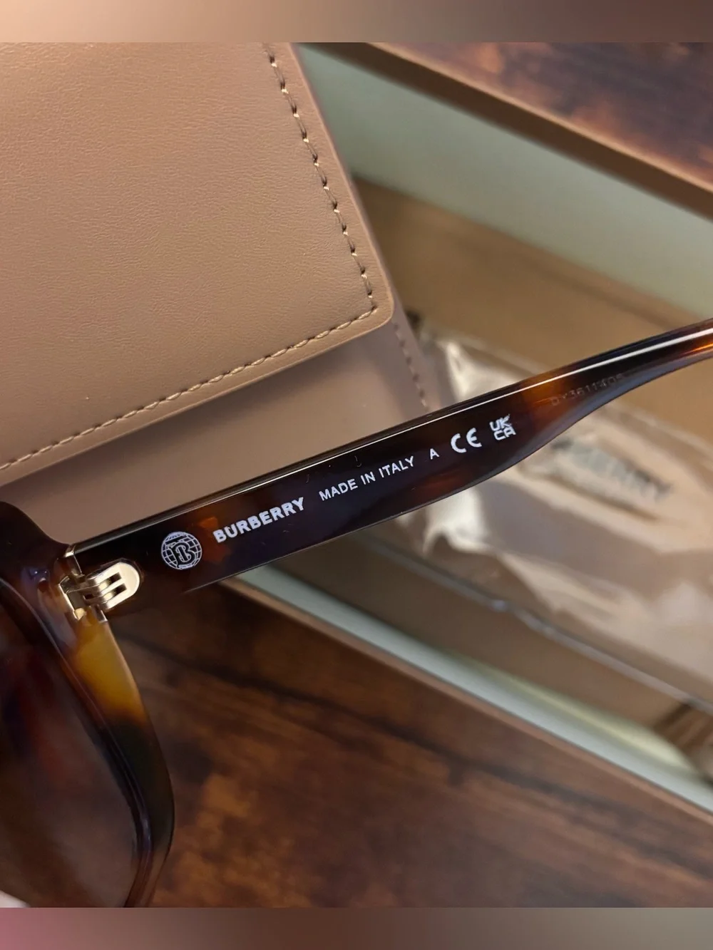 Burberry authentic helena