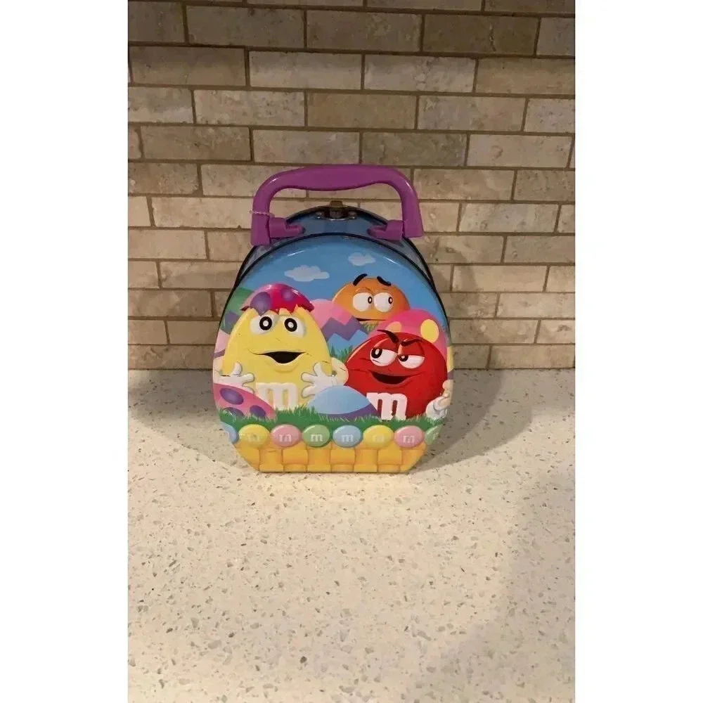 M&MS see spring pictures