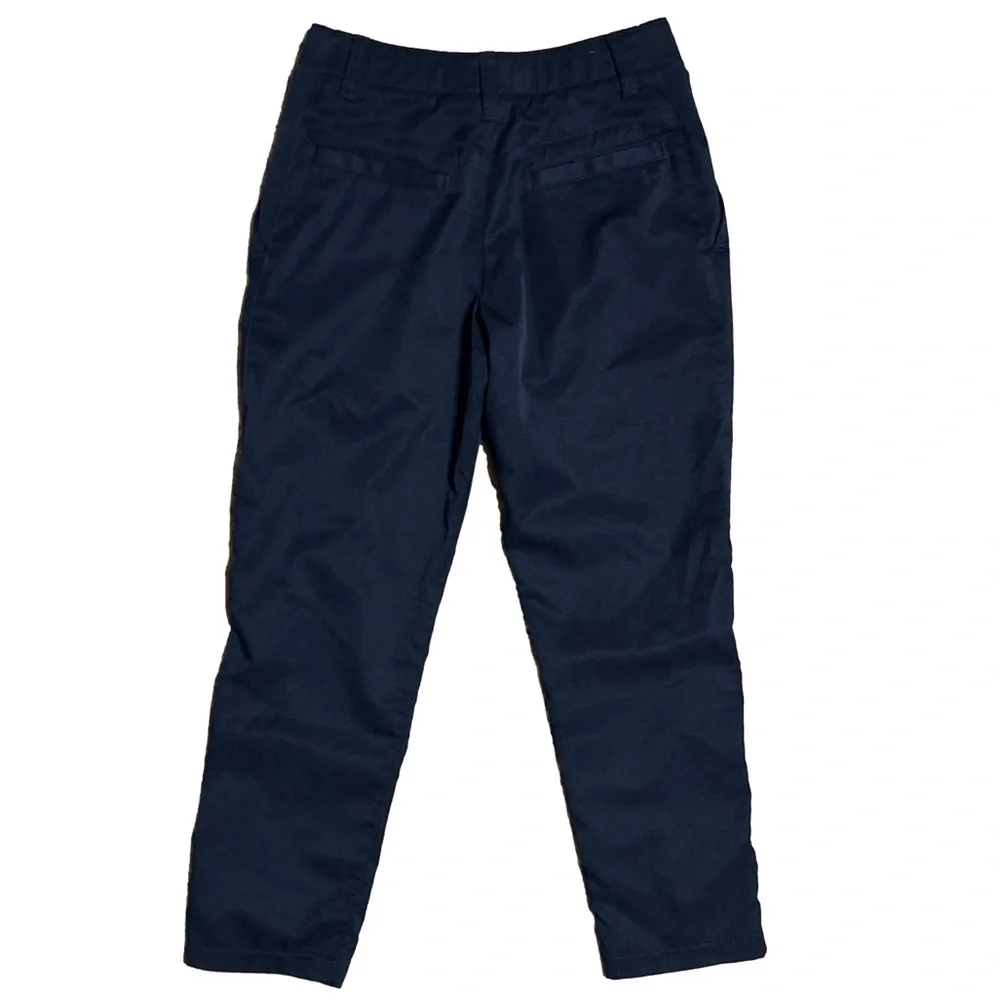 Under Armour reposhing this