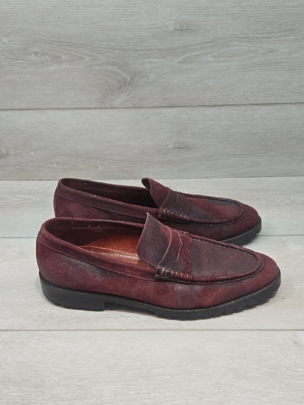 Donald J. Pliner great distressed