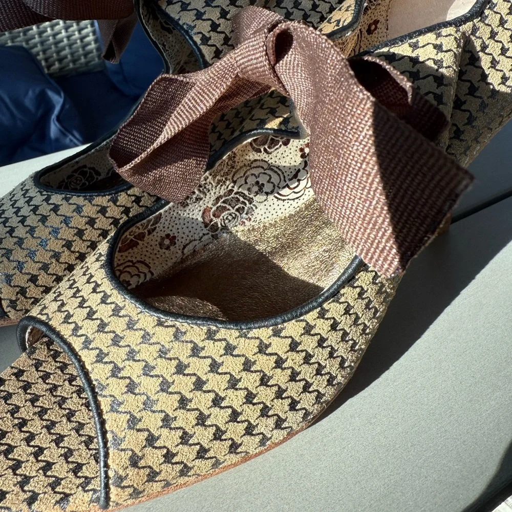 Ginger Goff Bianca Herringbone Heels, 7.5