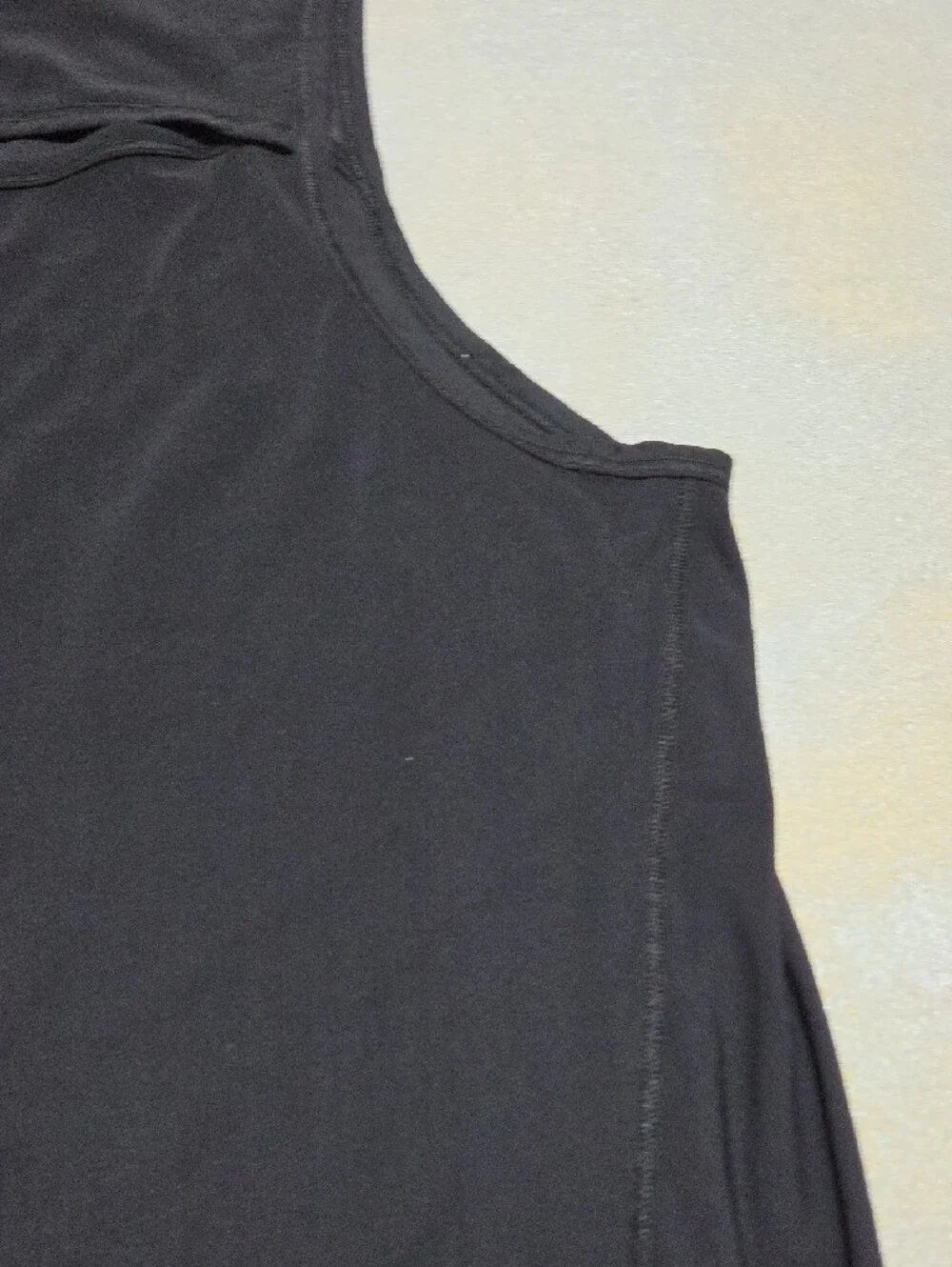 lululemon athletica sleek sleeveless