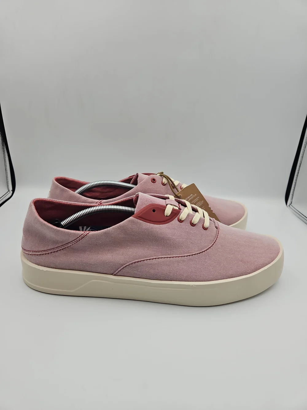 OluKai lightweight canvas