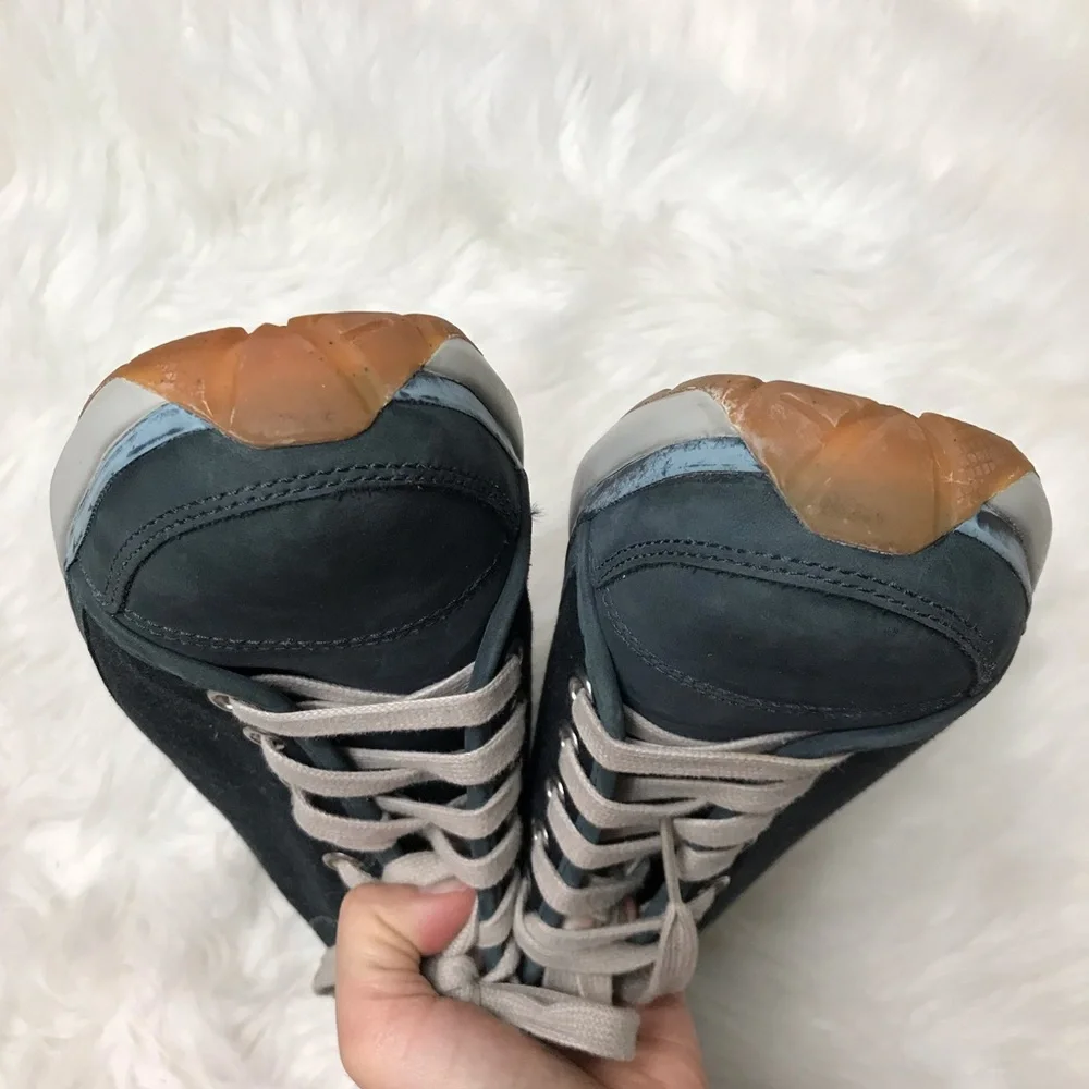 MBT excellent leather