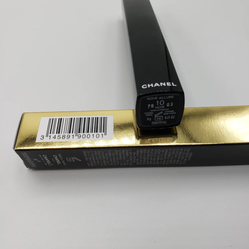 CHANEL noir allure