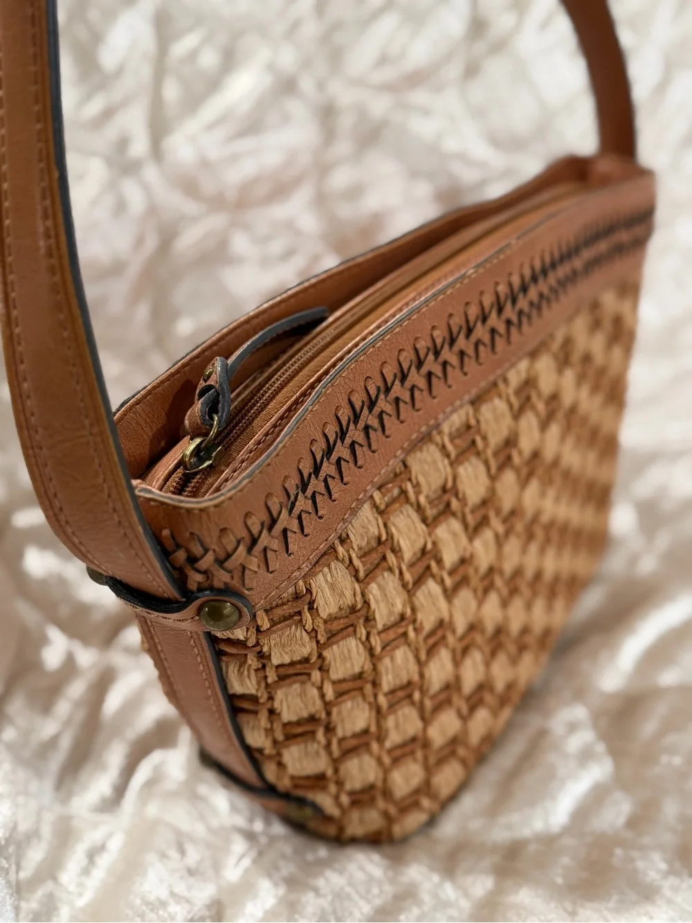 Fossil woven raffia