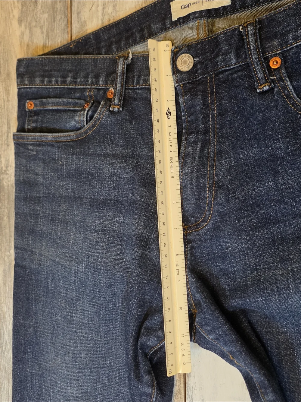 Gap 1969 slim fit