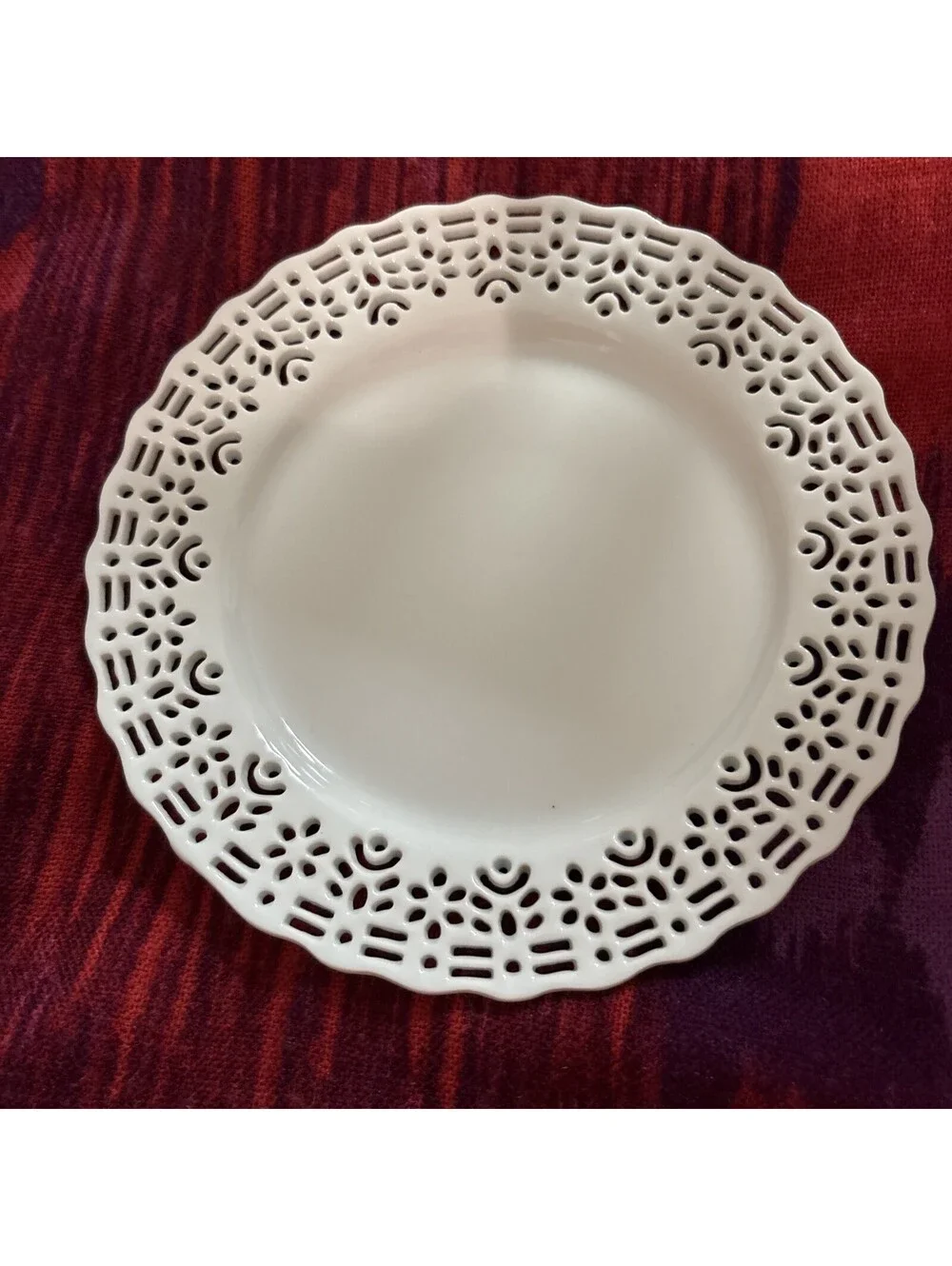 Pier I Reticulated Plate