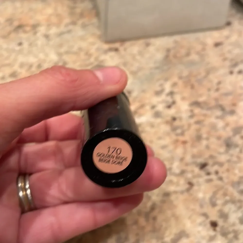 Revlon nwot photoready