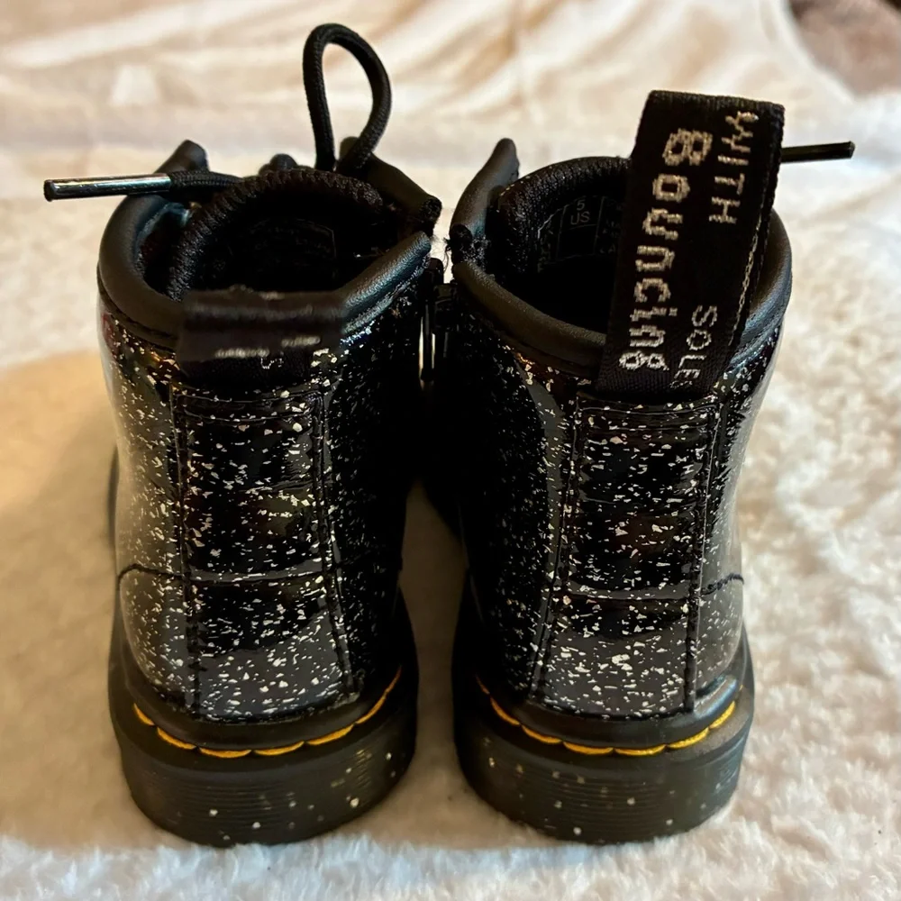 Dr. Martens doc martens