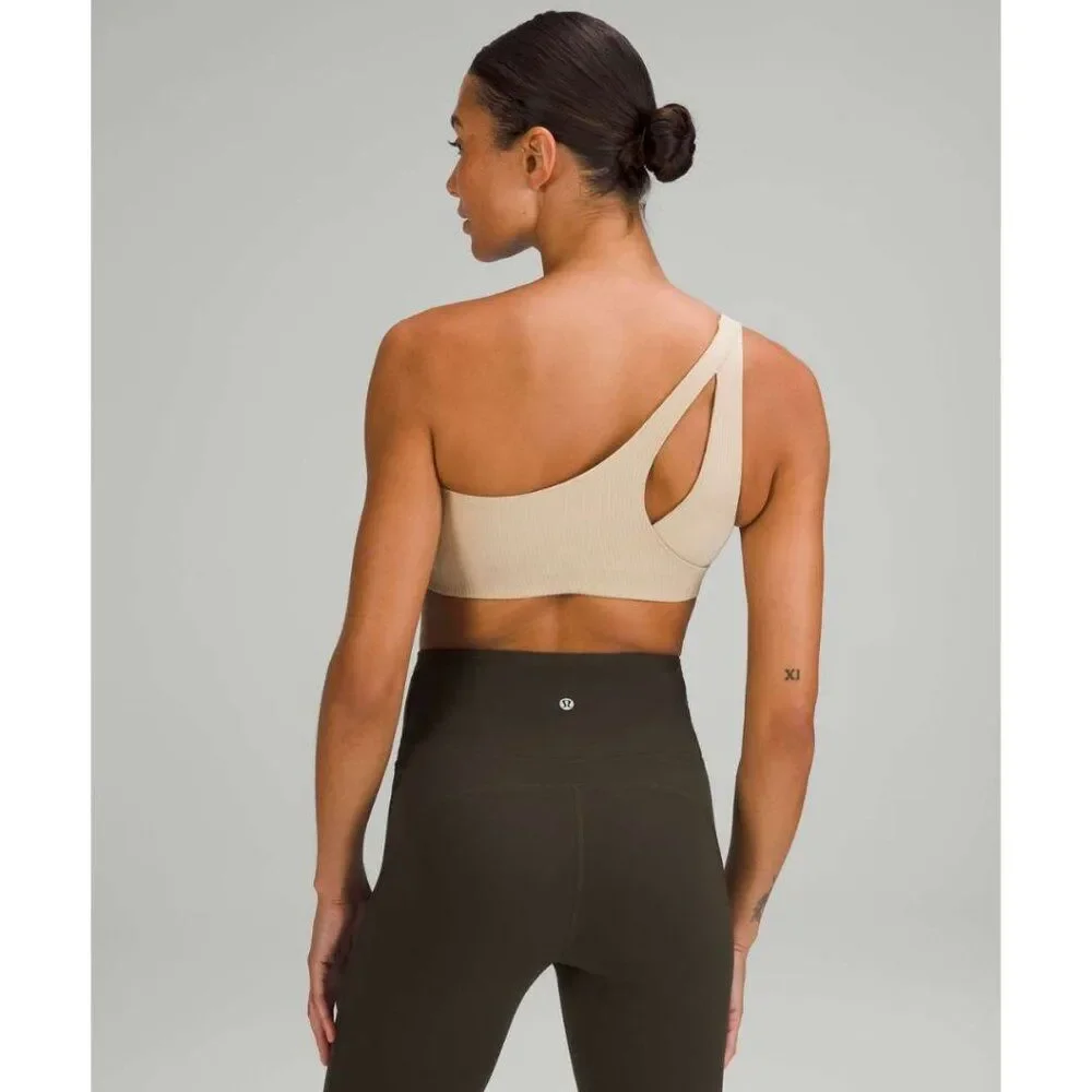 Lululemon Ribbed Nulu Asymmetrical Yoga Bra Size 6