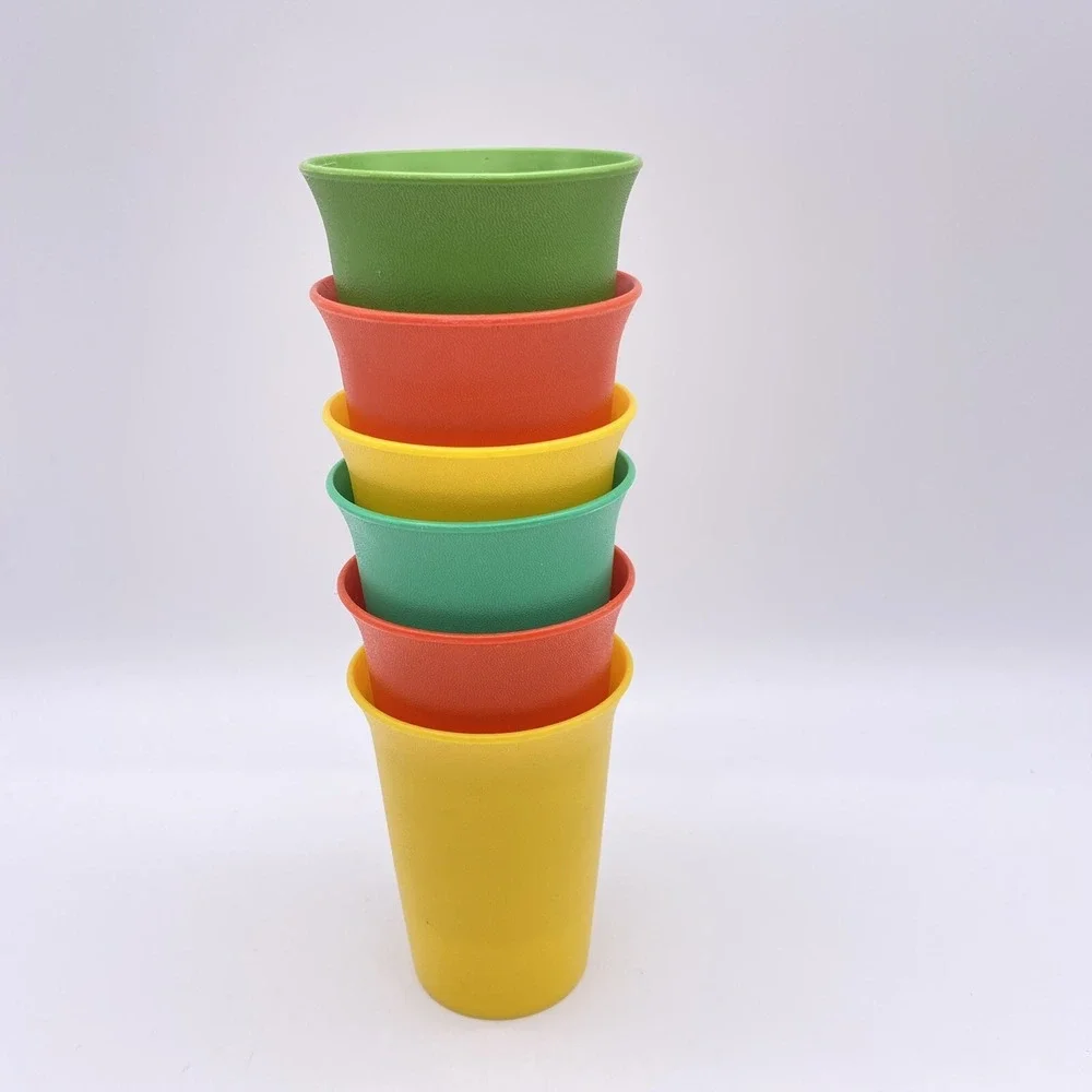 Tupperware vintage cups