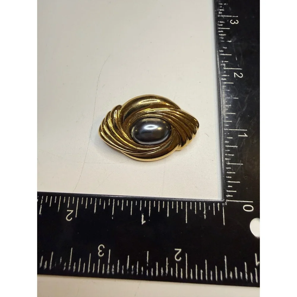 N/A gold tone