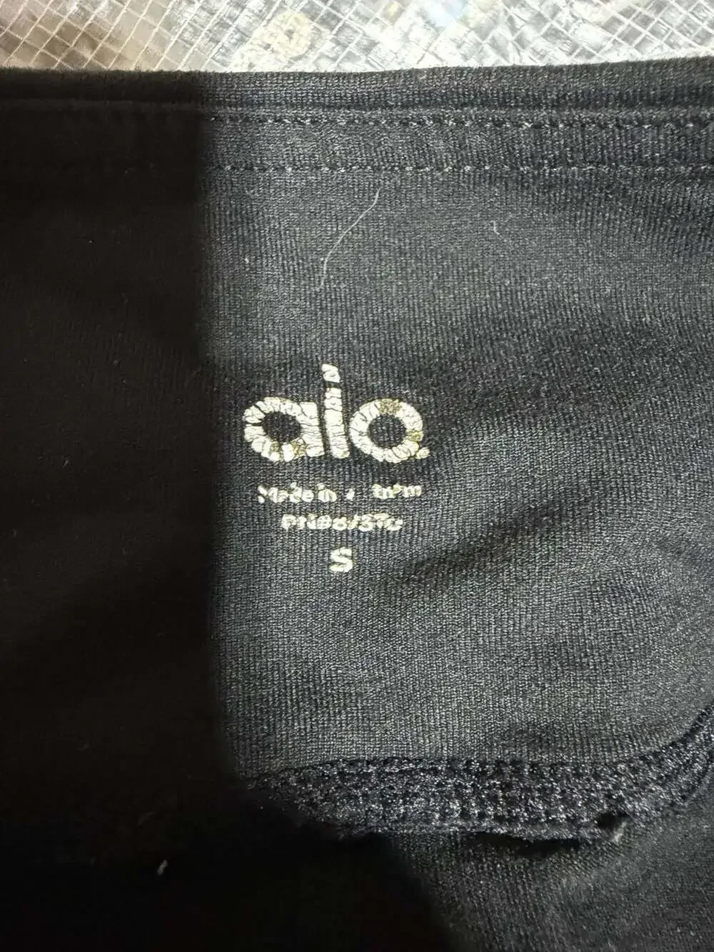 ALO Yoga iconic alo