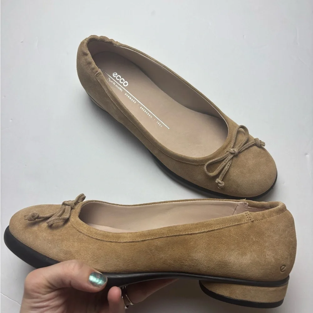 Ecco women sculpted