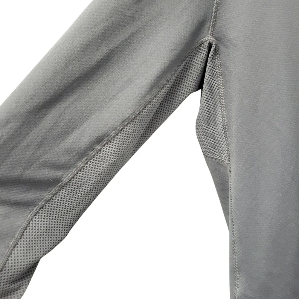 Nike chest 44