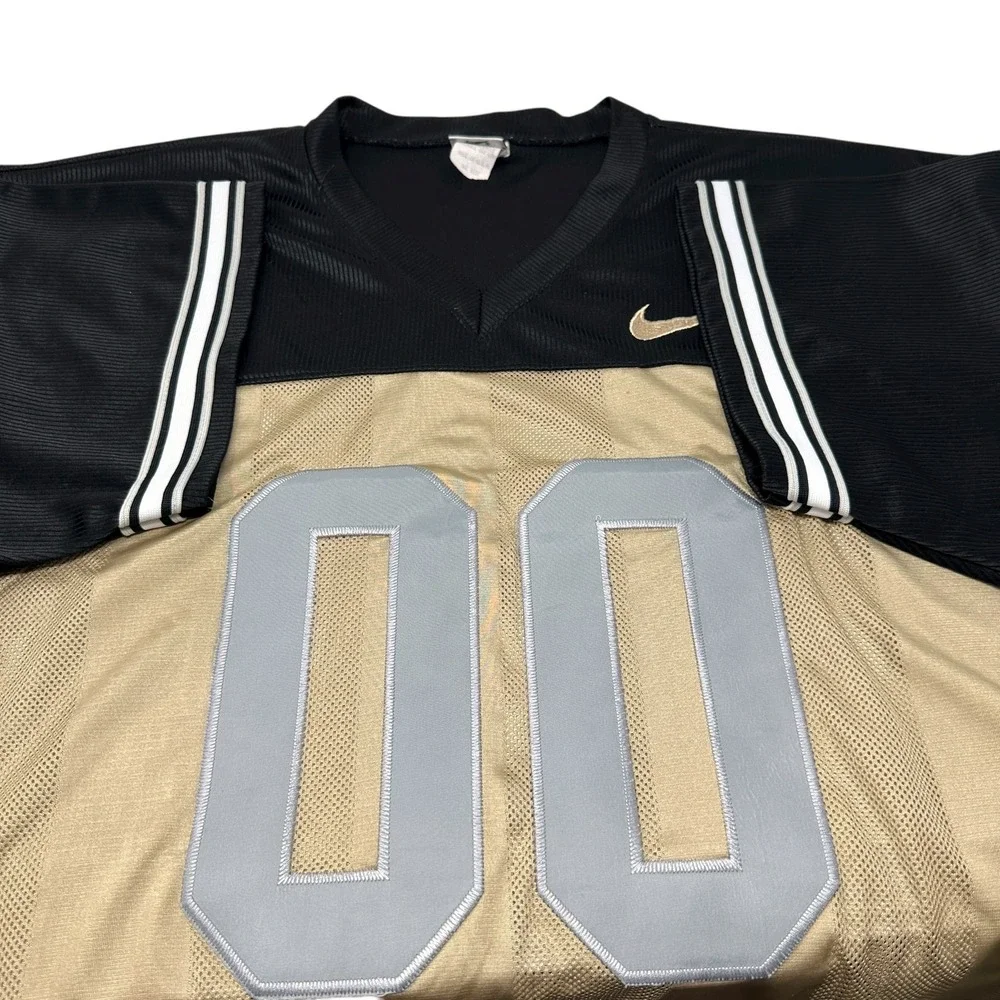 Nike any shoulder