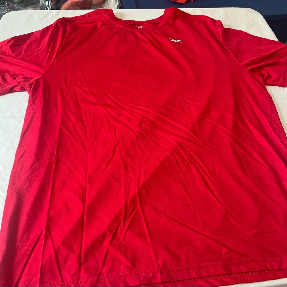 Reebok Speedwick Athletic Tee Shirt Red 2XL Moisture Wicking Workout Gym