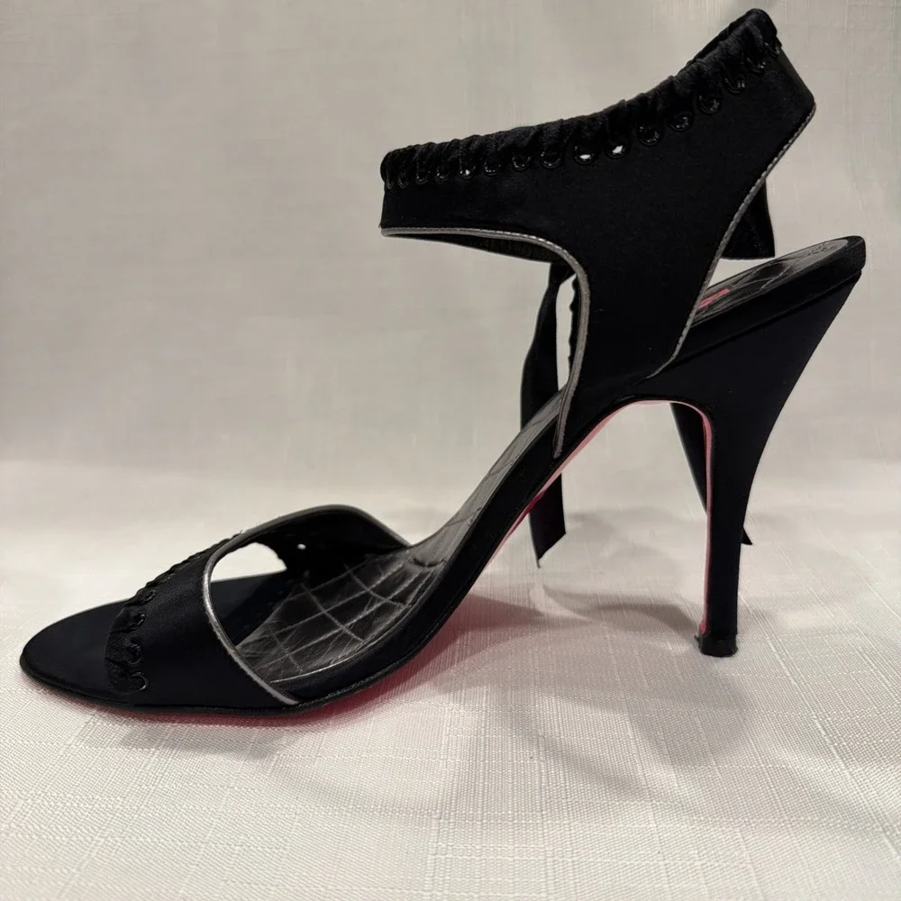 Betsey Johnson photos ankle