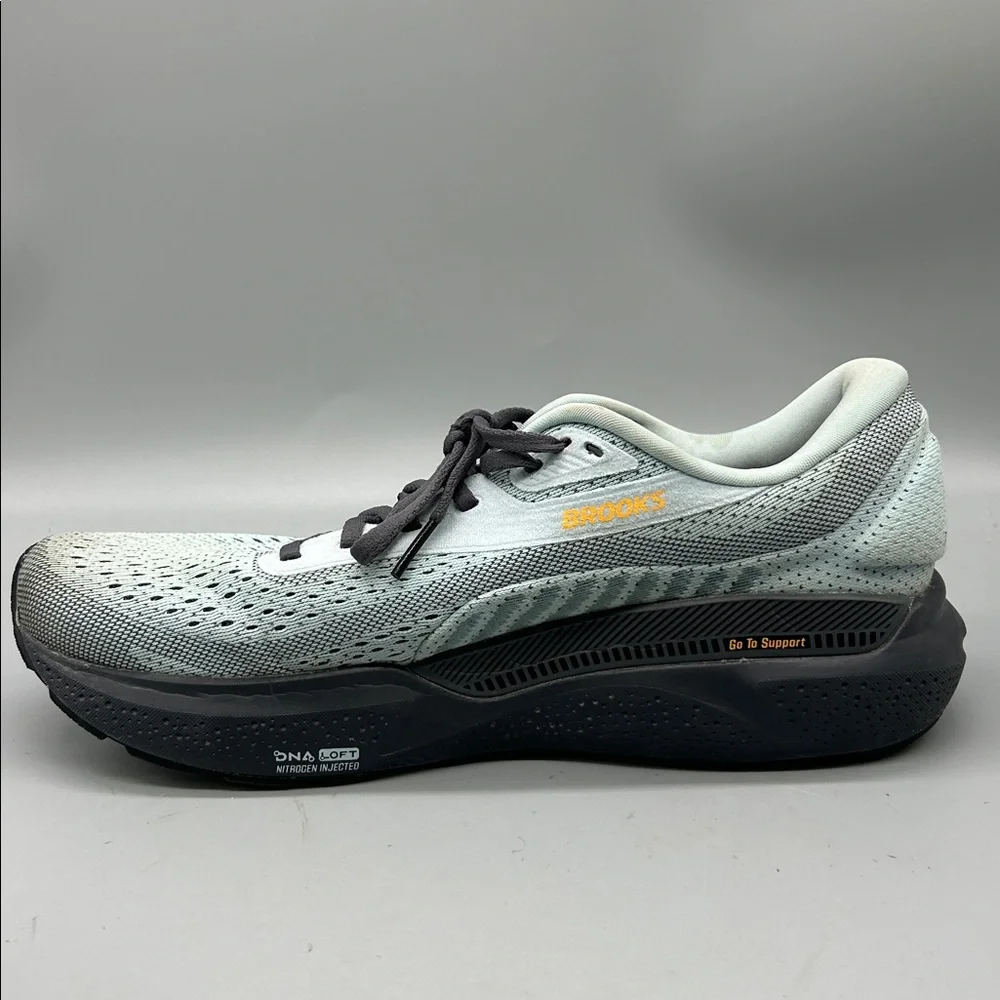 Brooks Men's Light Blue and Black Running Sneakers