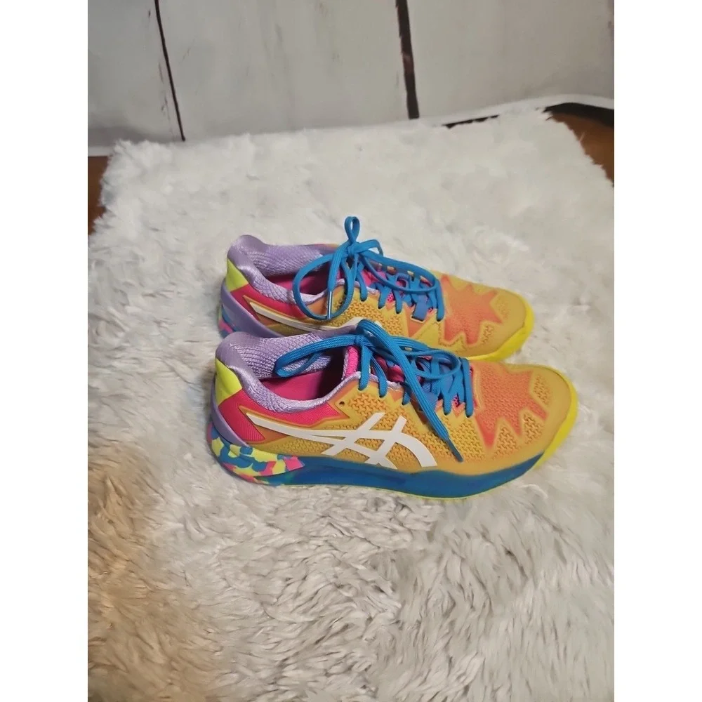 Asics sneaker size