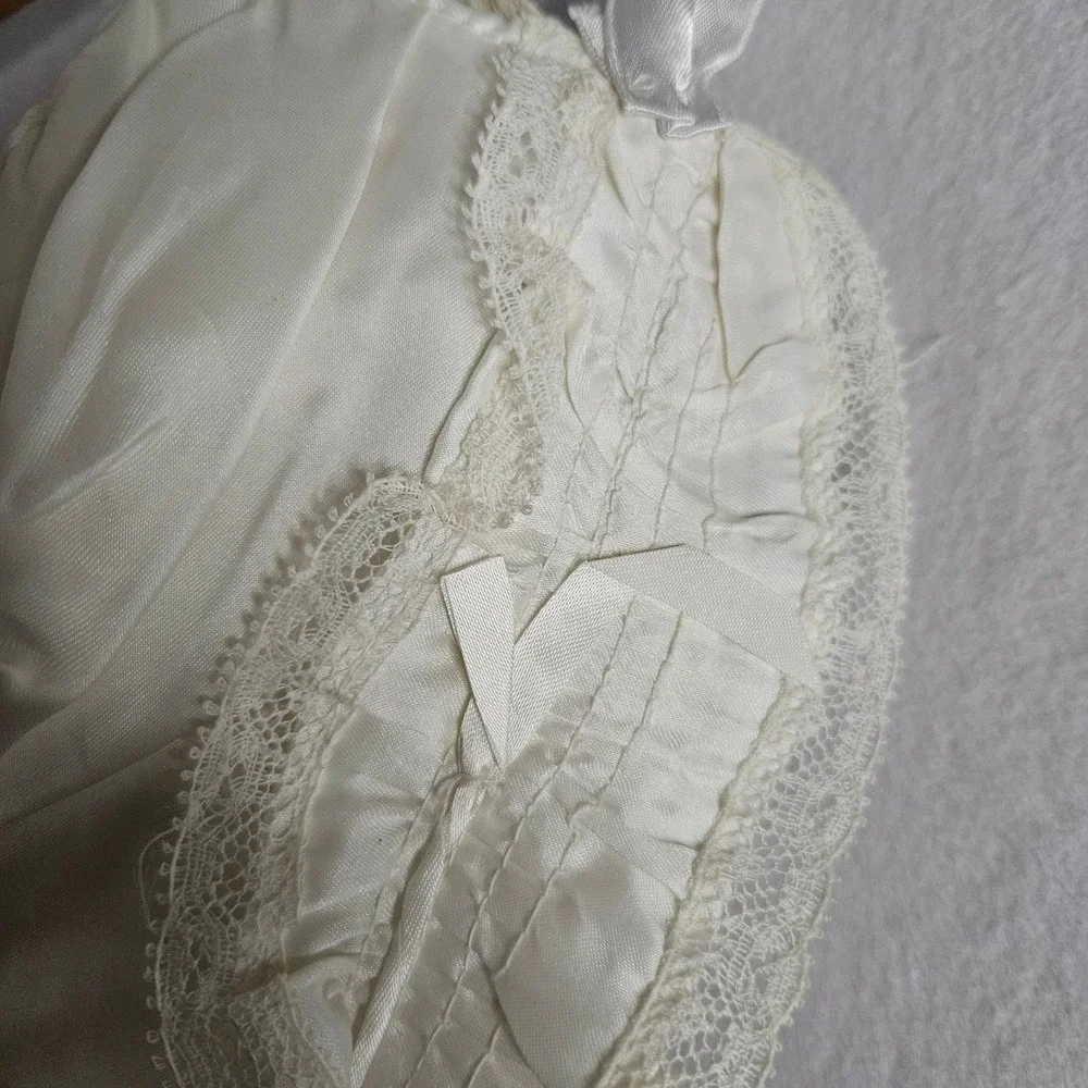 N/A vintage ivory
