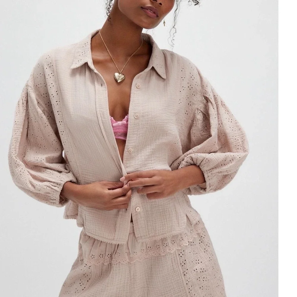 Free People Full Bloom Cotton gauze‎ Eyelet Puff Sleeve Button Down Blouse S
